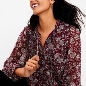 NEW NWT Ann Taylor Loft Floral Pleated Sleeve Blouse Maroon Small Tie Front